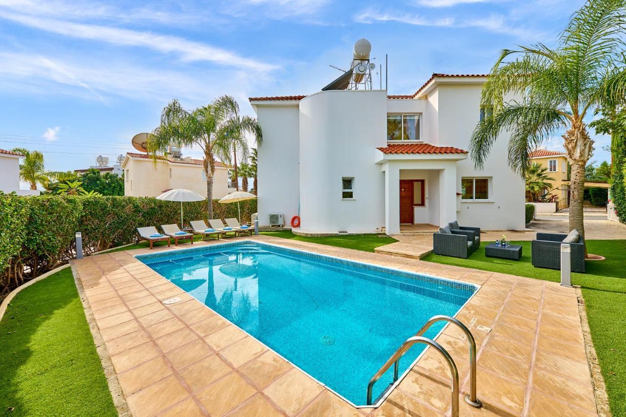 Villa Haven By Ezoria Villas Коралова Затока Екстер'єр фото