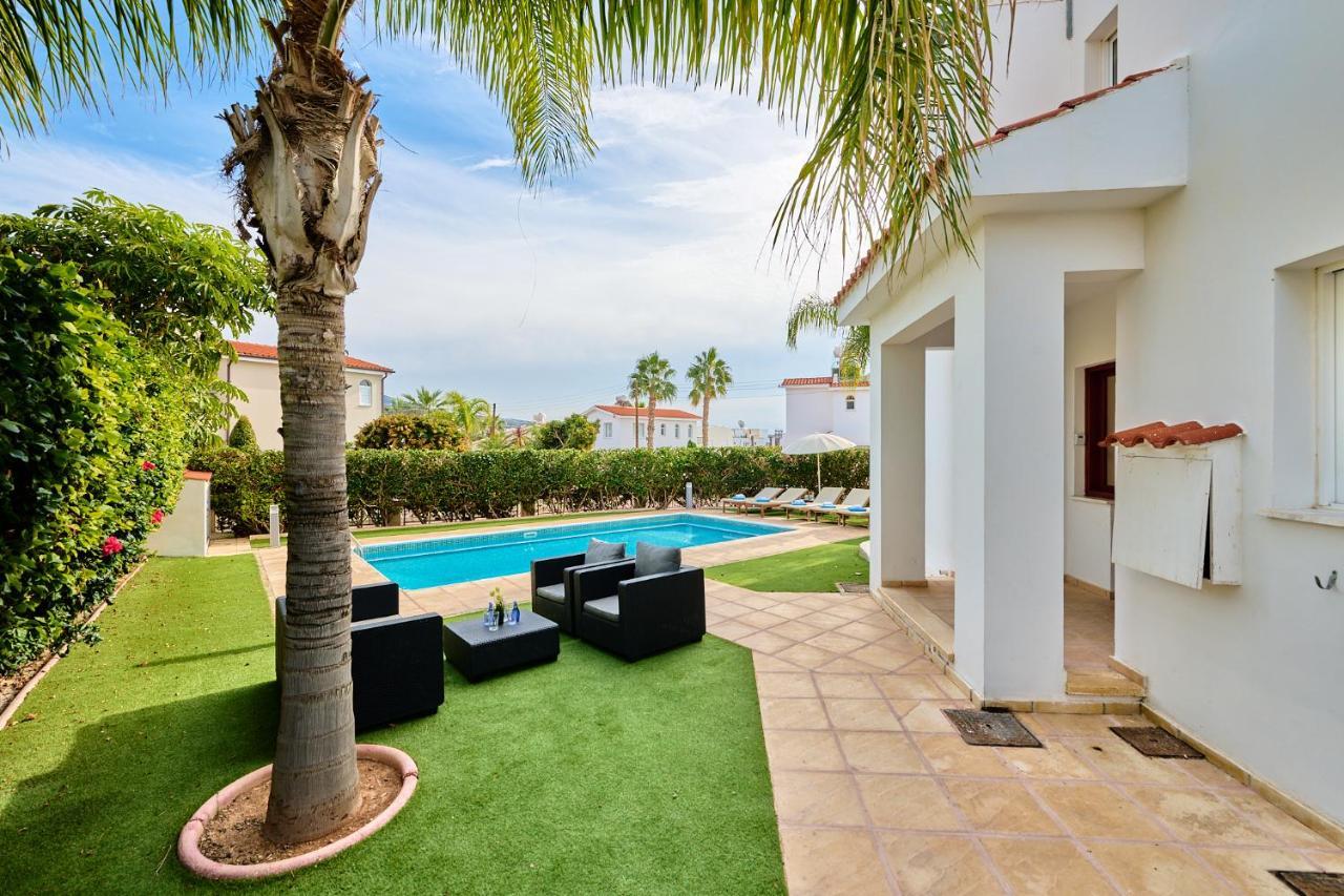 Villa Haven By Ezoria Villas Коралова Затока Екстер'єр фото